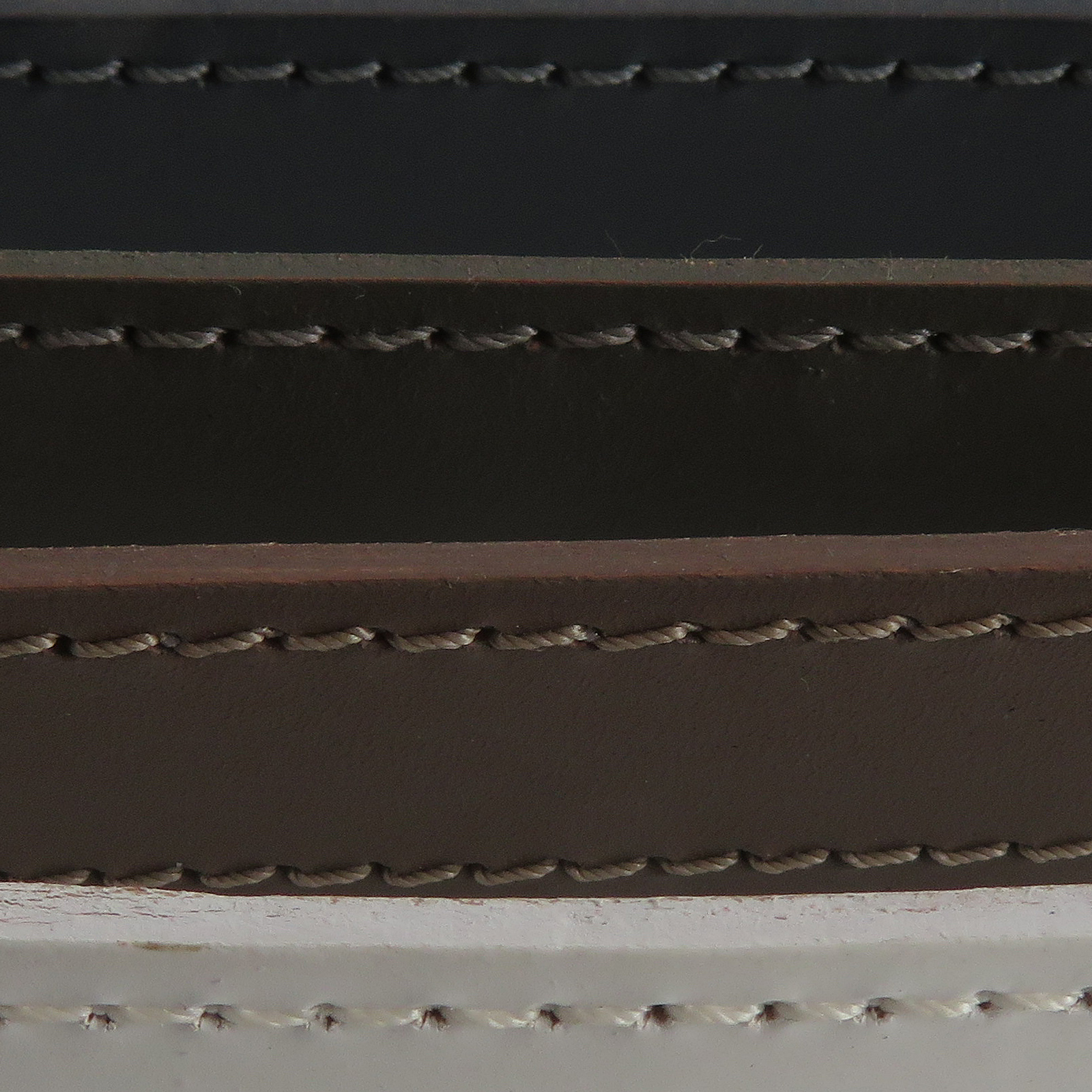 Lederband Flach Genäht. 2 cm - Hellbraun. Länge: 1 m