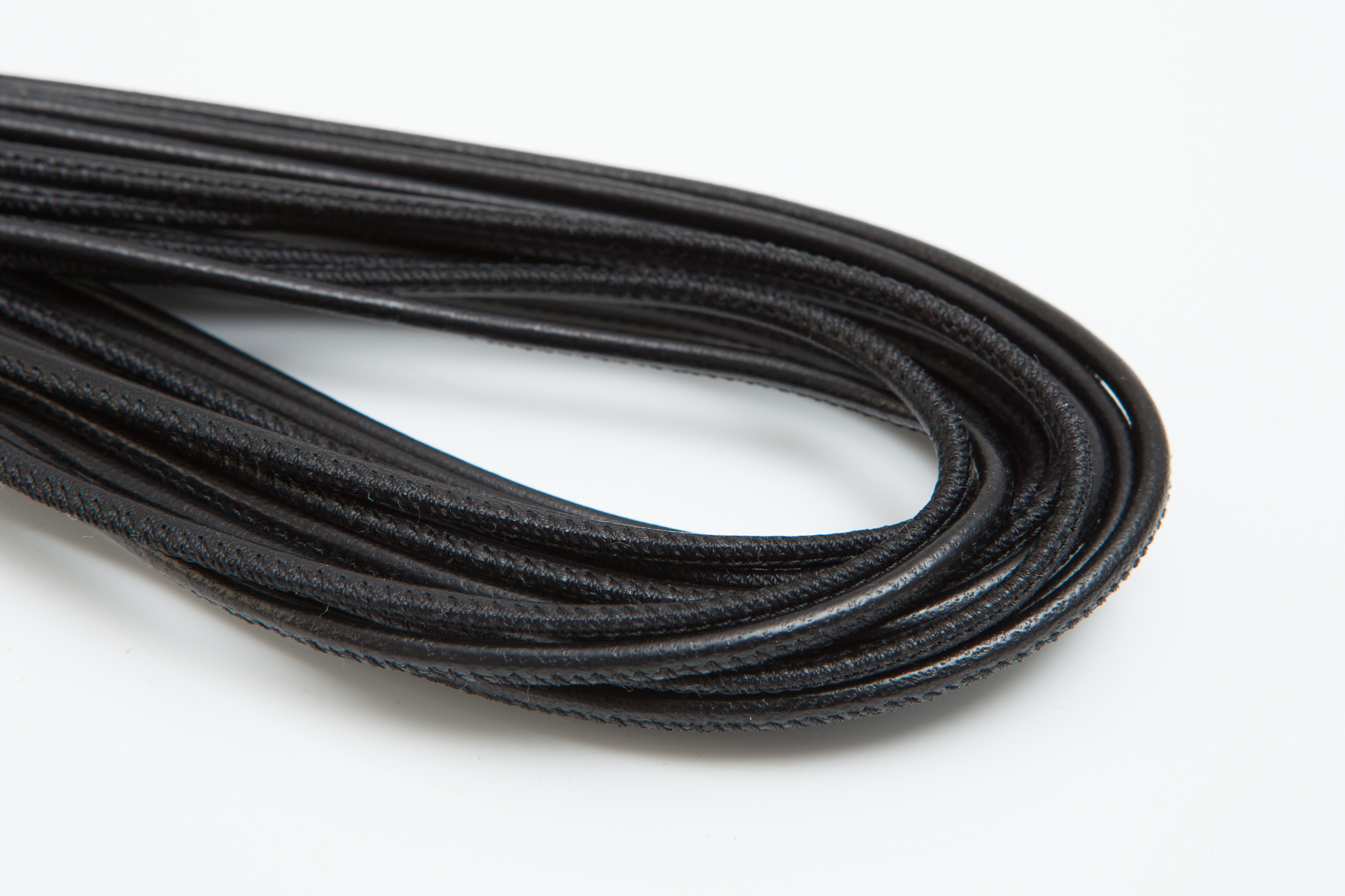 Lederschnur Rund gesäumt 2,5 mm - Schwarz. Länge: 10 m