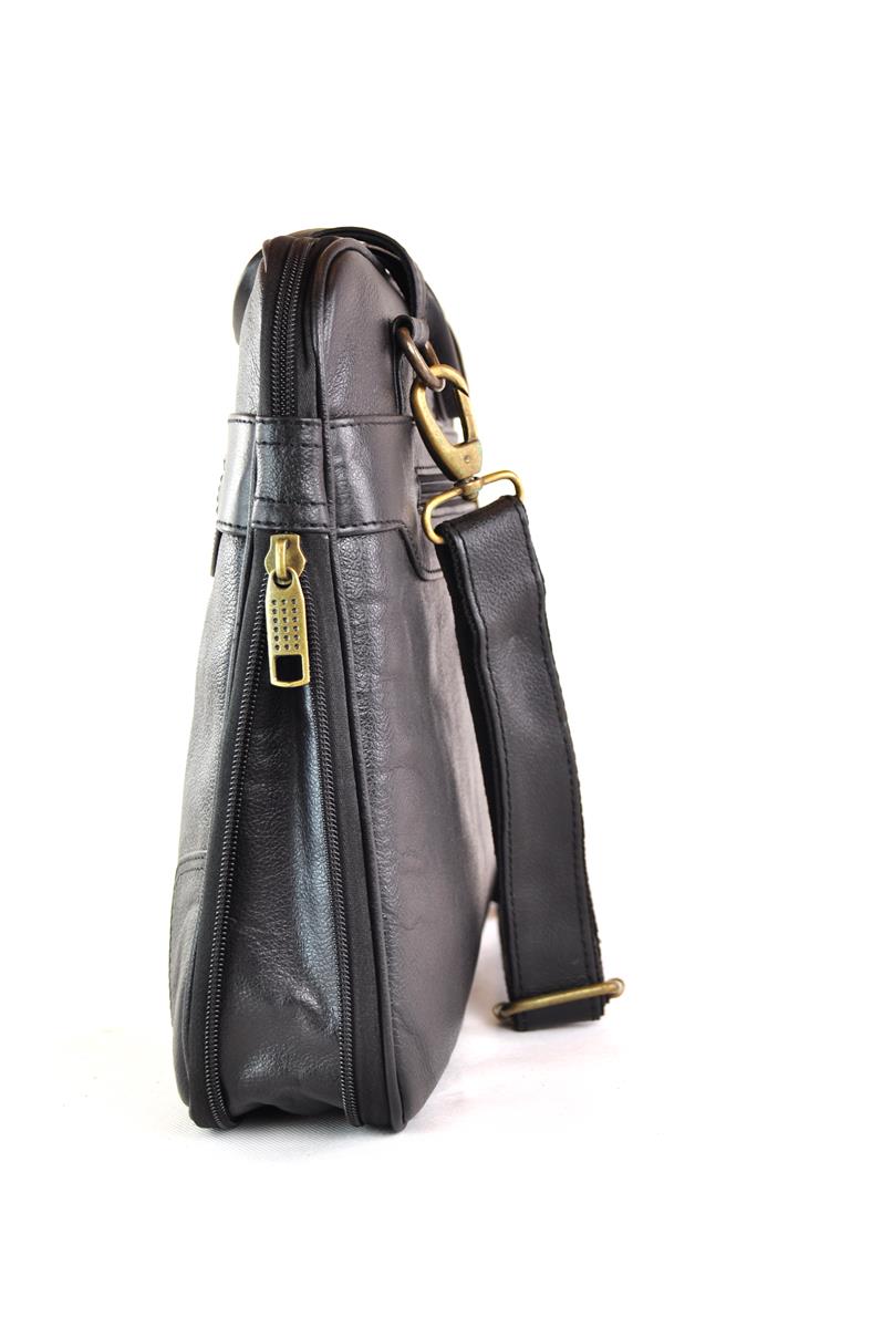 Klassische Ledertasche für Laptop und Unterlagen in Schwarz