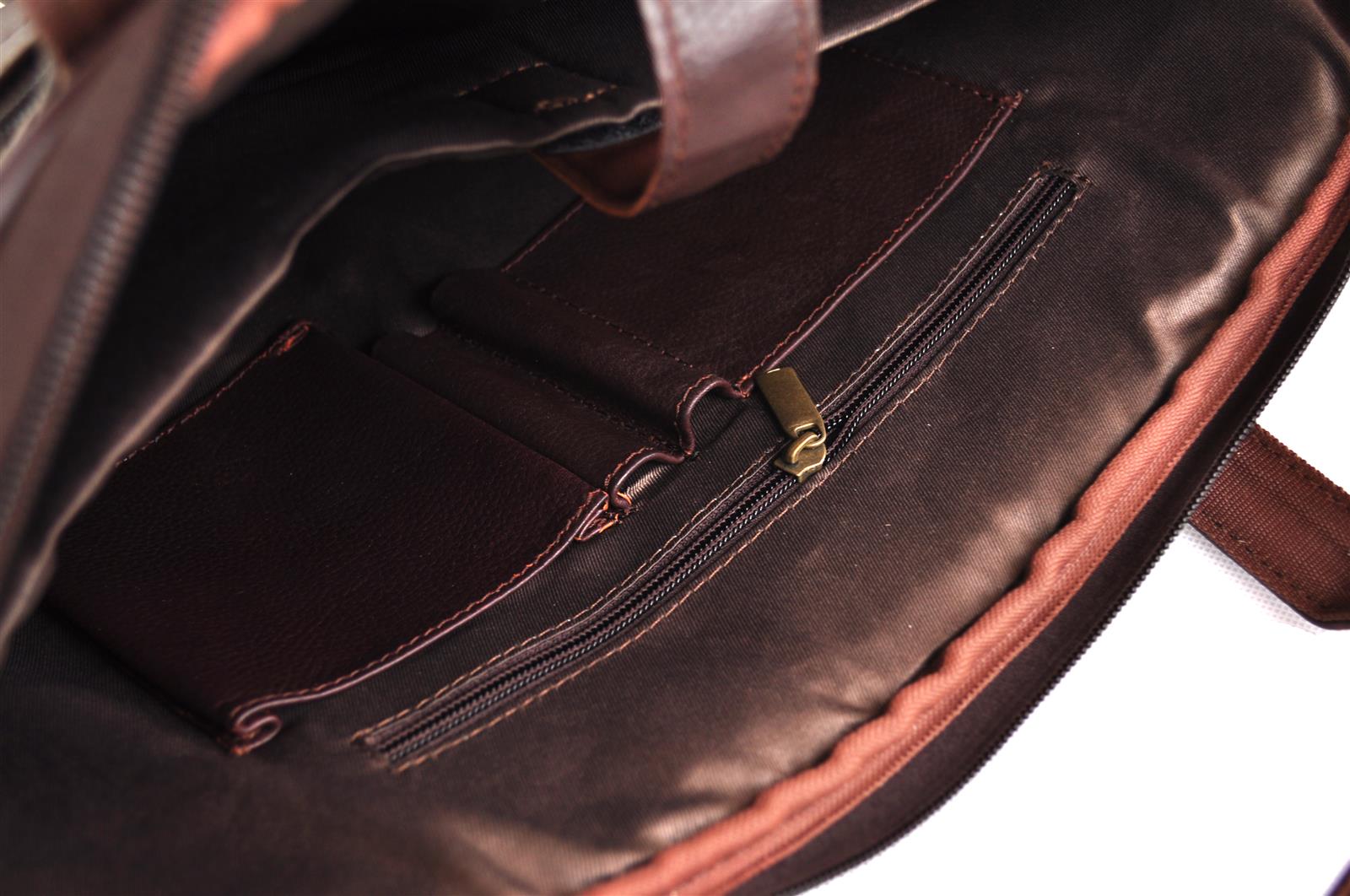Klassische Ledertasche für Laptop und Unterlagen in Braun