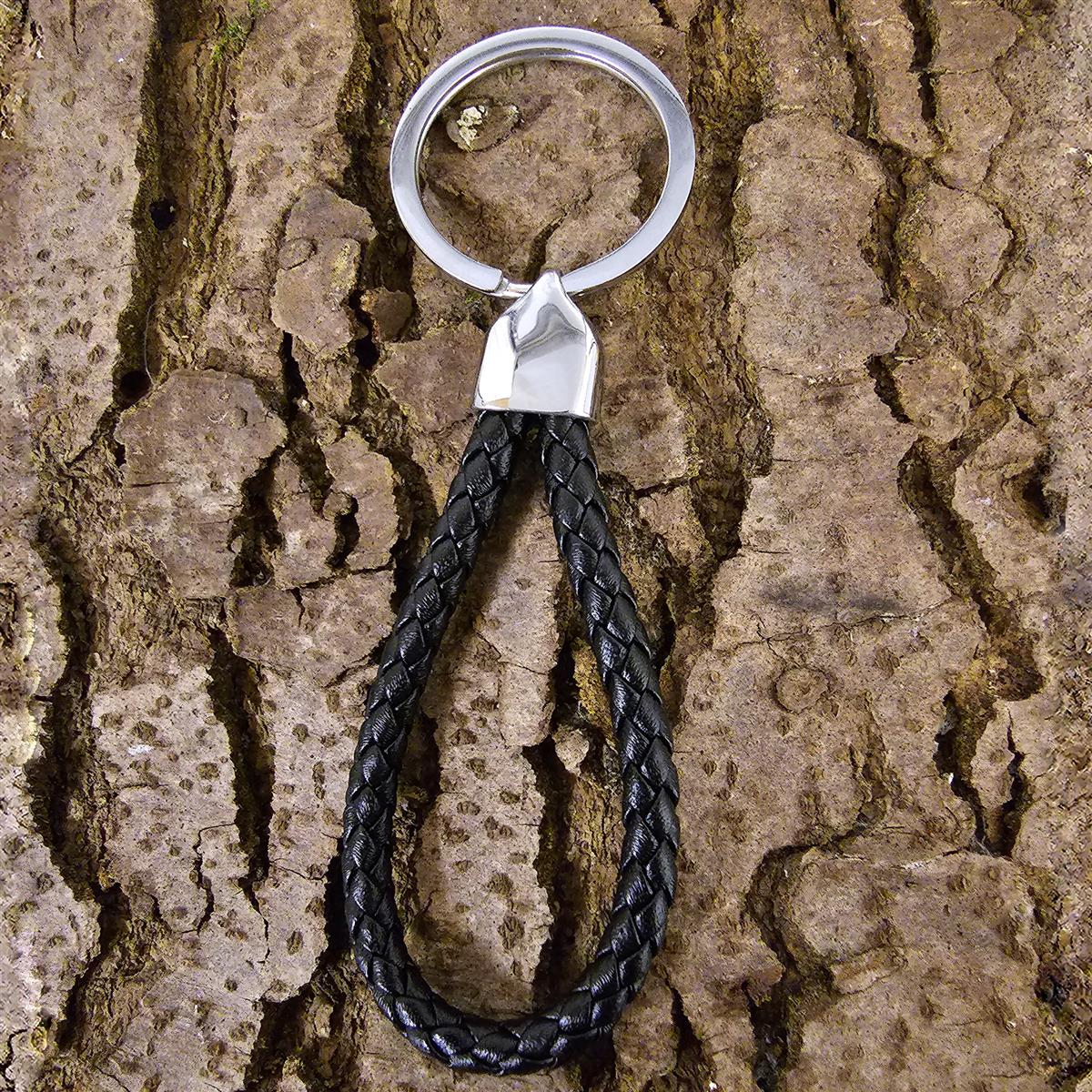 Schlüsselanhänger aus Leder in Schwarz geflochten mit Edelstahlring 2