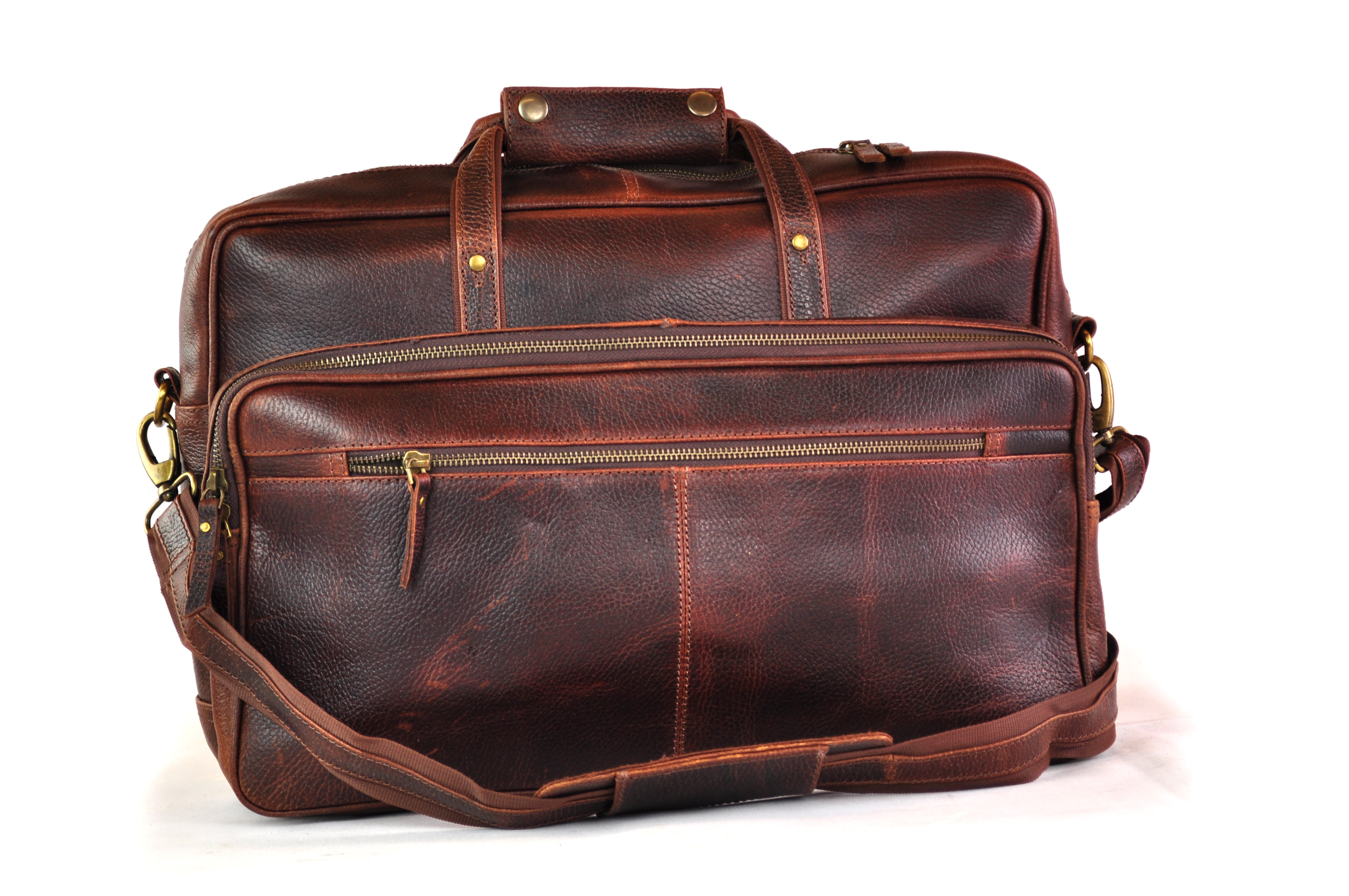 Große und robuste Ledertasche mit viel Stauraum in Antik Braun