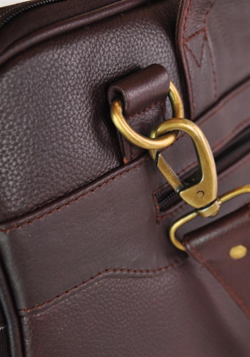 Klassische Ledertasche für Laptop und Unterlagen in Braun