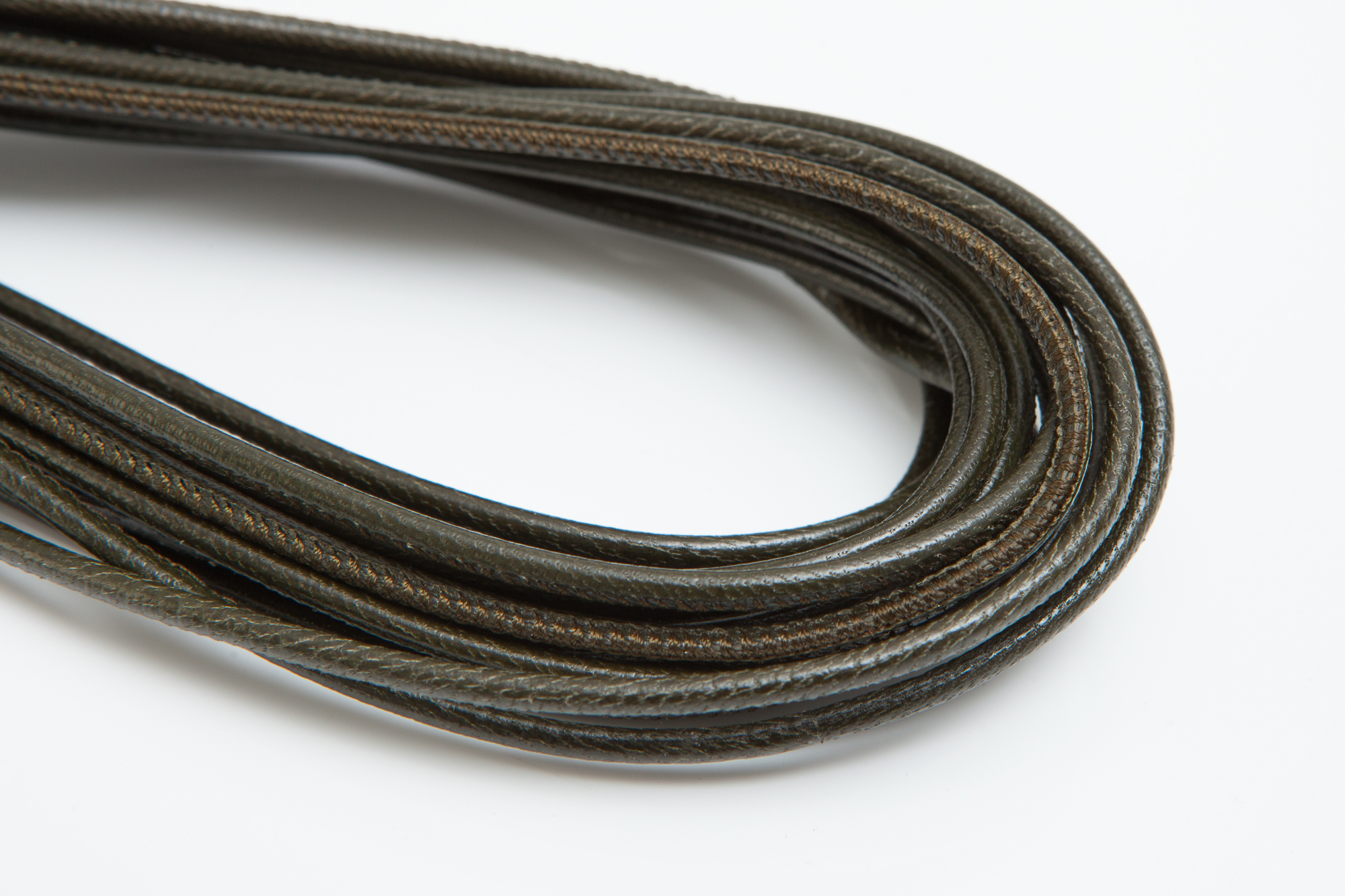 Lederschnur Rund gesäumt 2,5 mm - Olive. Länge: 1 m