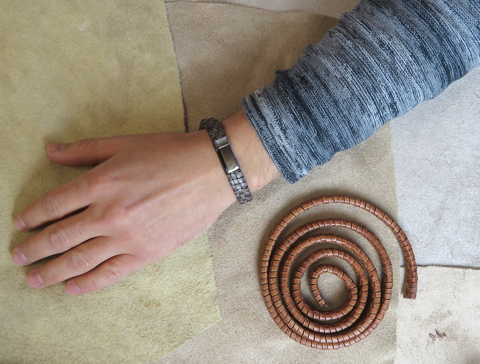 Oval geflochtenes Lederband - vegetabil gegerbt - Armband