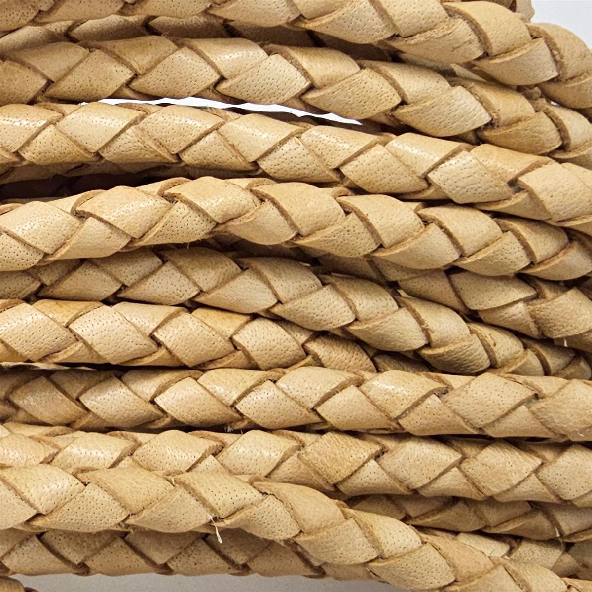 Geflochtene Lederschnur, Boloband mit einem Durchmesser von 5 mm in Natur. Vegetabil gegerbtes Lederband mit Baumwollkern