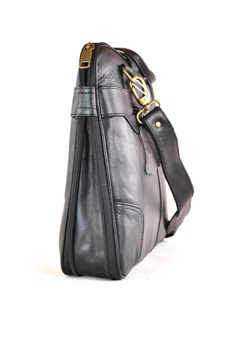 Klassische Ledertasche für Laptop und Unterlagen in Schwarz